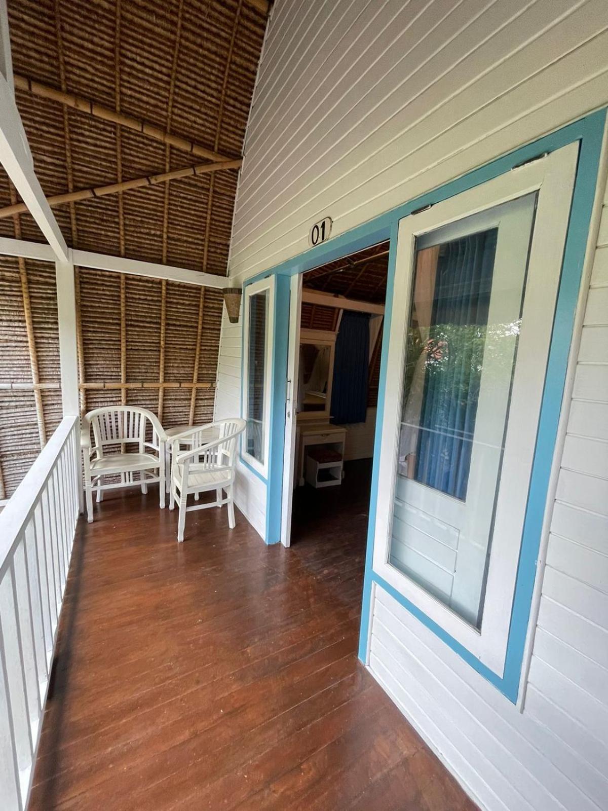 Hotel A_One House à Lembongan Extérieur photo